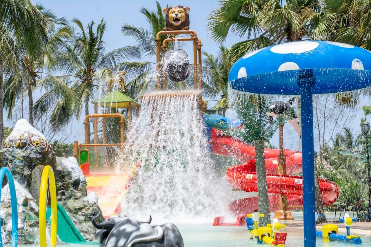 Prideinn Paradise Beach Resort & Spa Mombaça Exterior foto Splash the Sun City