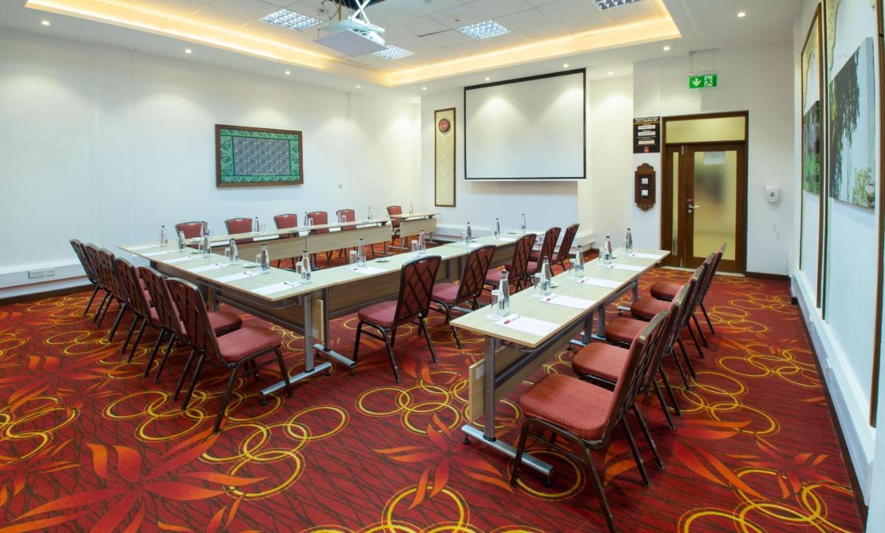 Prideinn Paradise Beach Resort & Spa Mombaça Exterior foto Meeting room