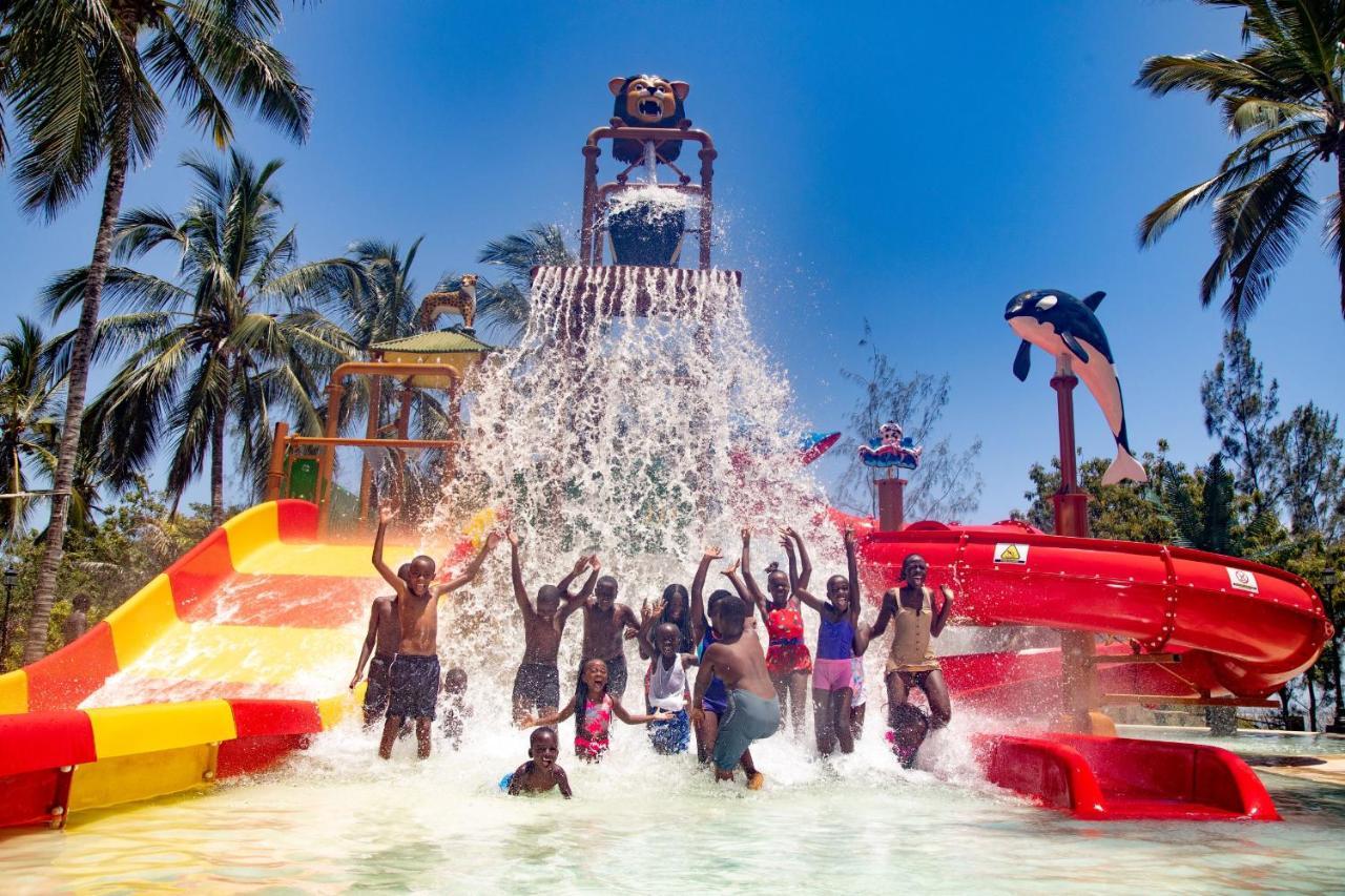Prideinn Paradise Beach Resort & Spa Mombaça Exterior foto Splash Island